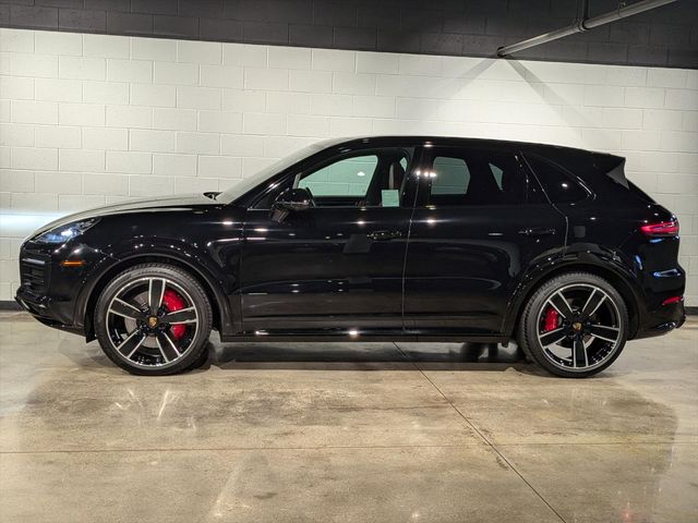 2022 Porsche Cayenne GTS