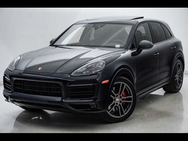 2022 Porsche Cayenne GTS