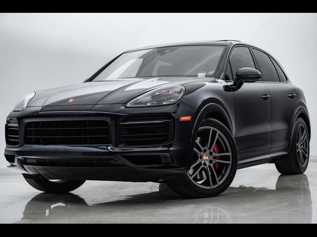 2022 Porsche Cayenne GTS