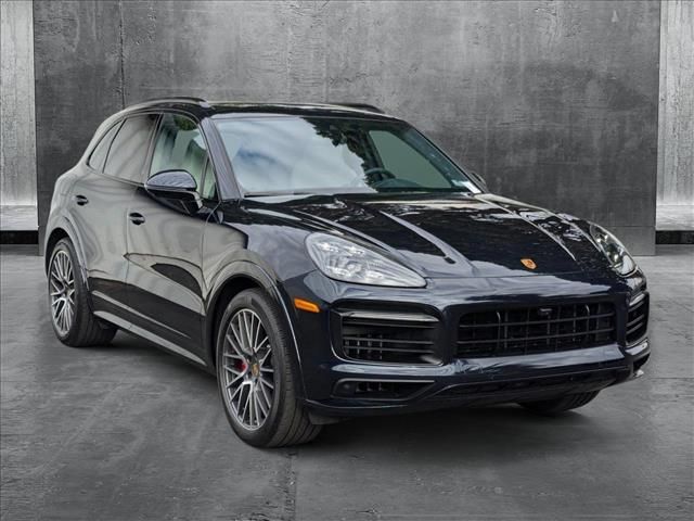 2022 Porsche Cayenne GTS