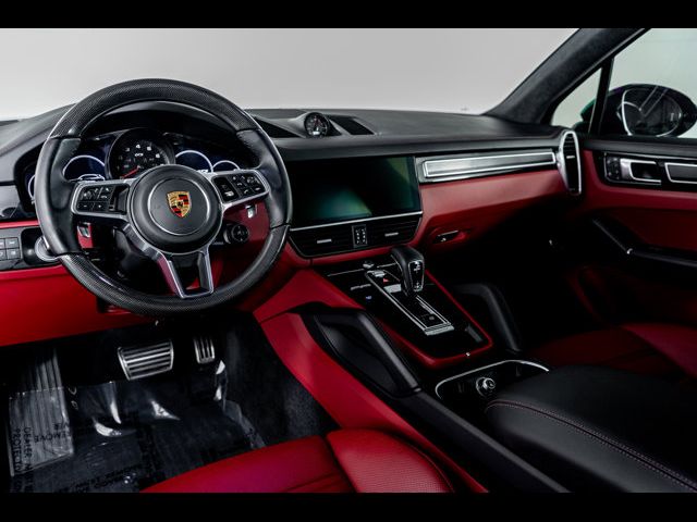 2022 Porsche Cayenne GTS