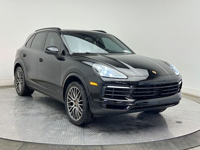 2022 Porsche Cayenne Base