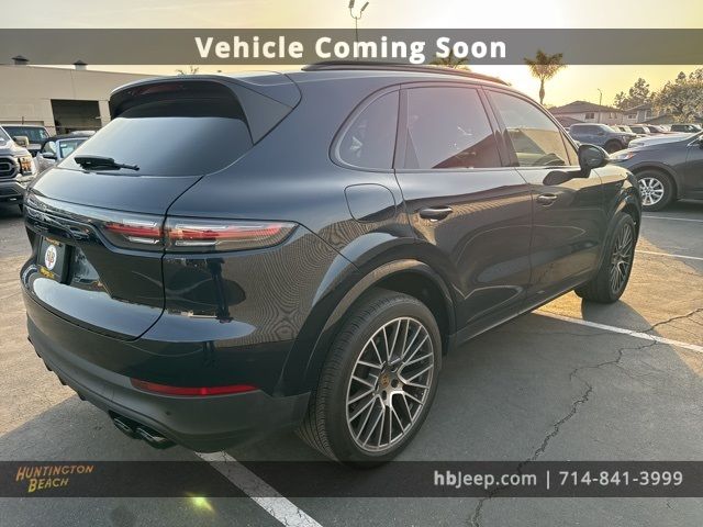 2022 Porsche Cayenne Platinum Edition