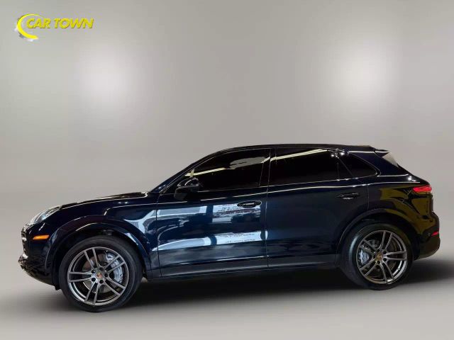 2022 Porsche Cayenne Platinum Edition