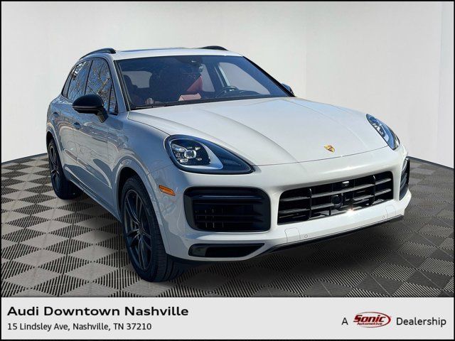 2022 Porsche Cayenne S