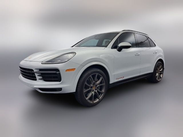 2022 Porsche Cayenne S