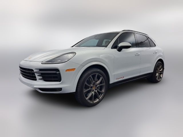 2022 Porsche Cayenne S