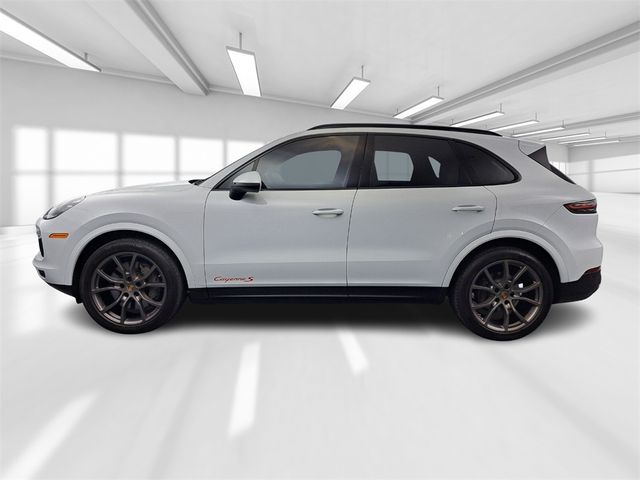 2022 Porsche Cayenne S