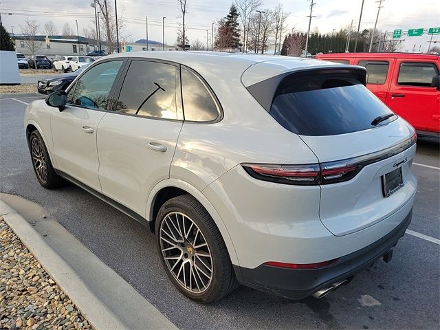 2022 Porsche Cayenne S