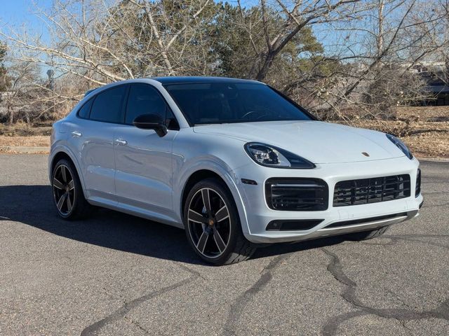 2022 Porsche Cayenne S