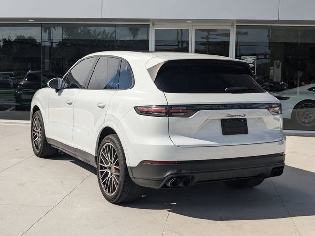 2022 Porsche Cayenne S Platinum Edition