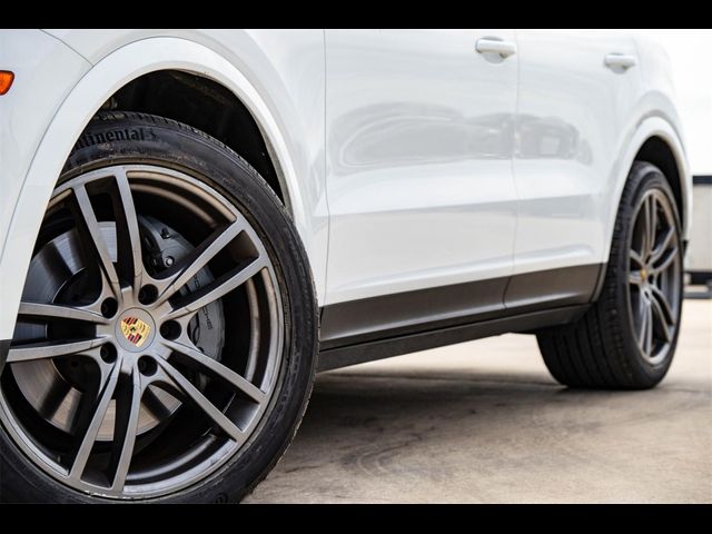 2022 Porsche Cayenne S Platinum Edition