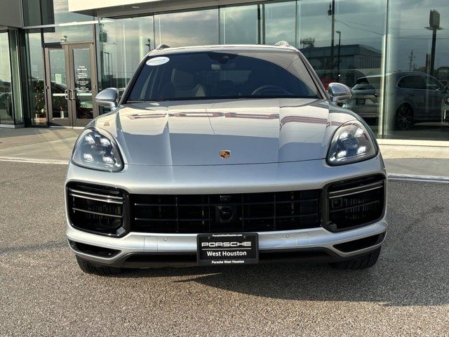 2022 Porsche Cayenne Turbo