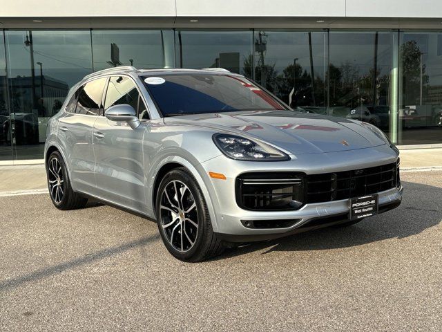 2022 Porsche Cayenne Turbo