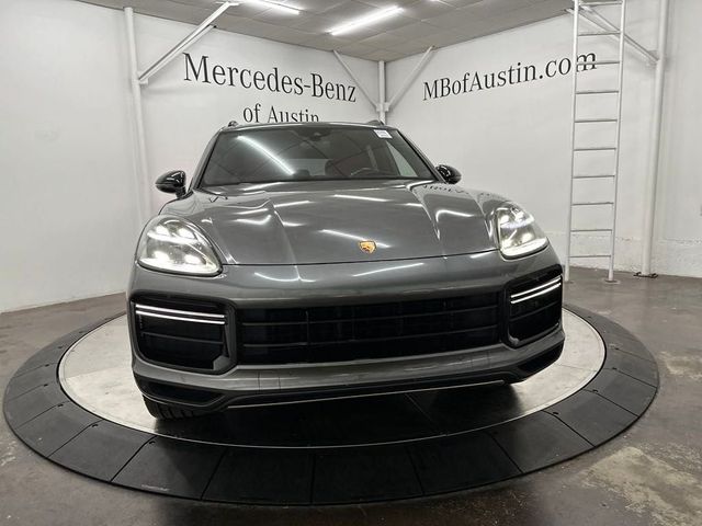 2022 Porsche Cayenne Turbo