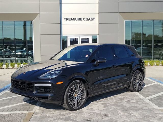 2022 Porsche Cayenne Turbo