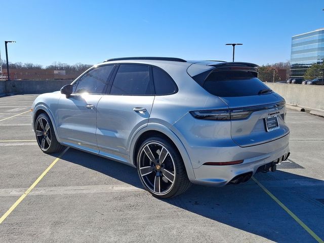 2022 Porsche Cayenne Turbo