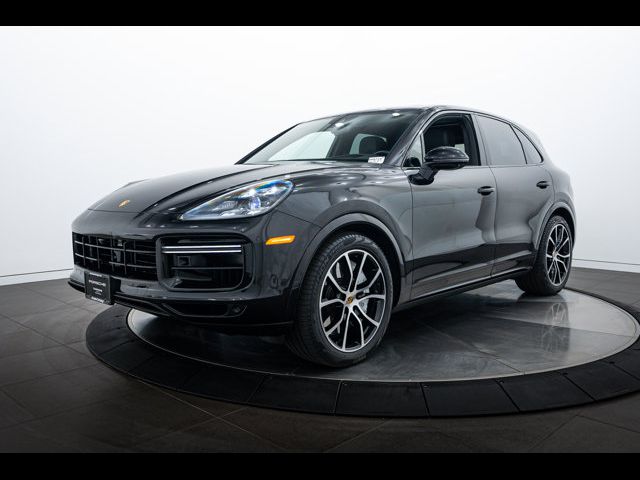 2022 Porsche Cayenne Turbo