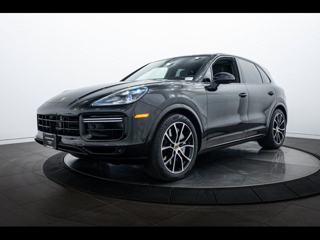 2022 Porsche Cayenne Turbo