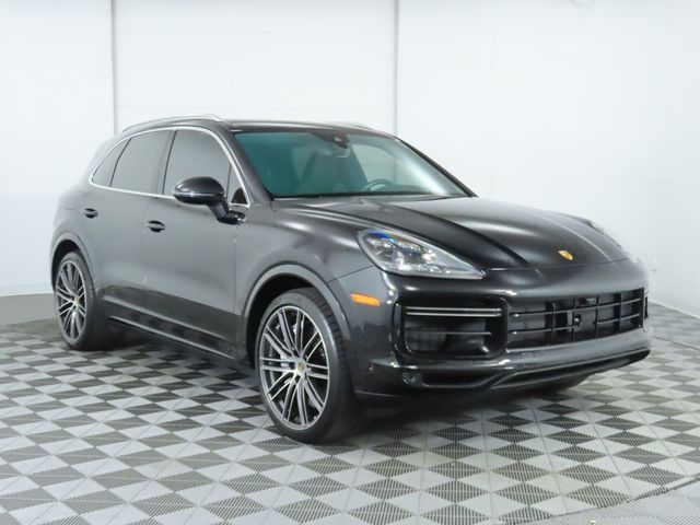 2022 Porsche Cayenne Turbo