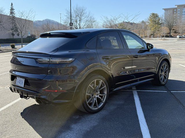 2022 Porsche Cayenne Turbo