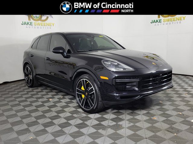 2022 Porsche Cayenne E-Hybrid Turbo S