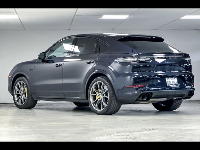 2022 Porsche Cayenne E-Hybrid Turbo S