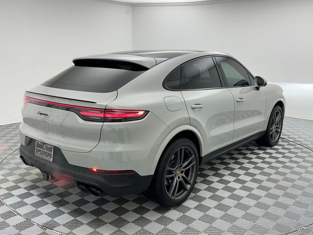 2022 Porsche Cayenne Base