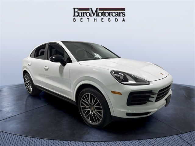 2022 Porsche Cayenne Base