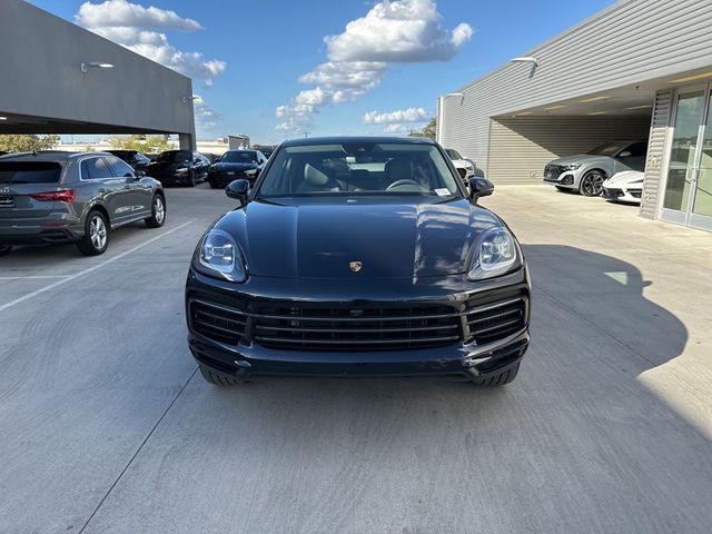 2022 Porsche Cayenne Base