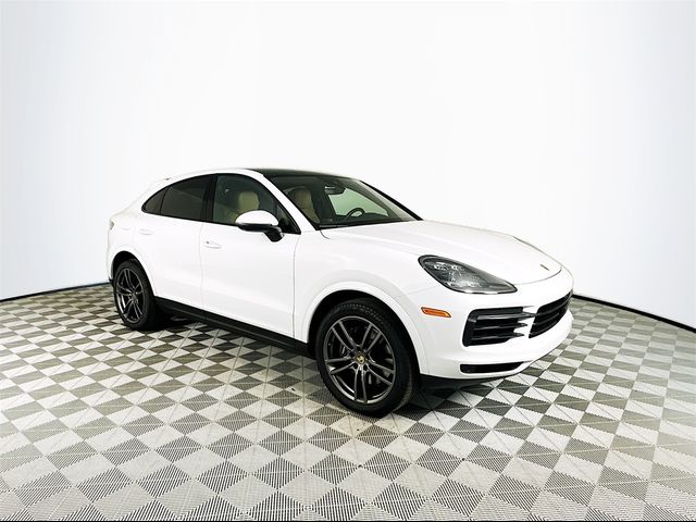 2022 Porsche Cayenne Base