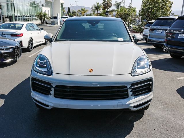 2022 Porsche Cayenne Base