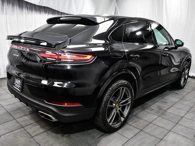 2022 Porsche Cayenne Base