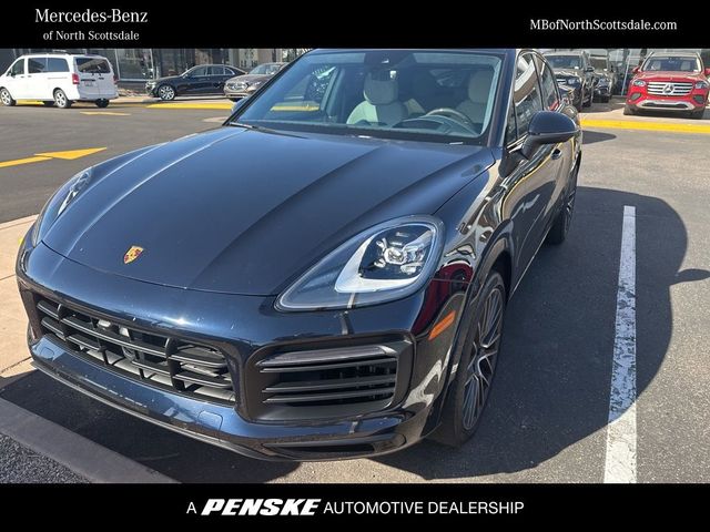 2022 Porsche Cayenne Base