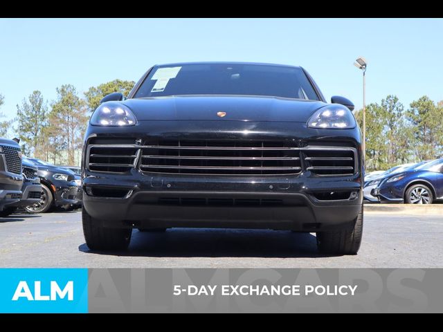 2022 Porsche Cayenne Base