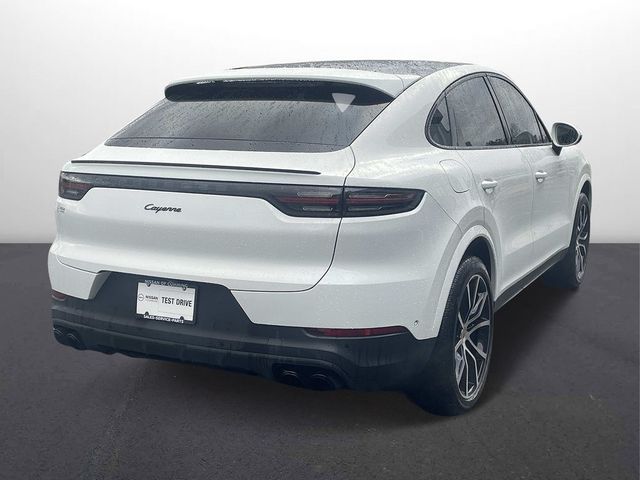 2022 Porsche Cayenne Base