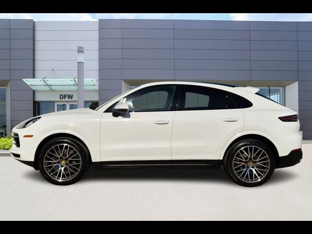 2022 Porsche Cayenne Base