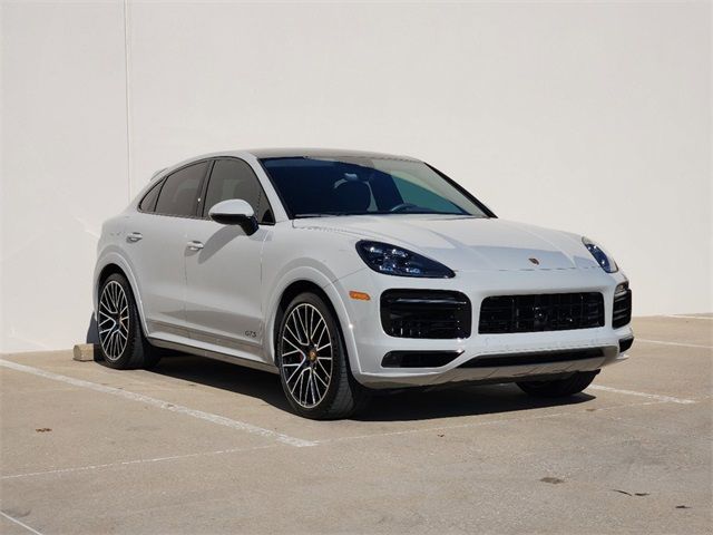 2022 Porsche Cayenne GTS