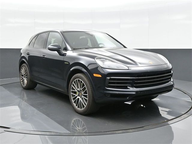 2022 Porsche Cayenne 