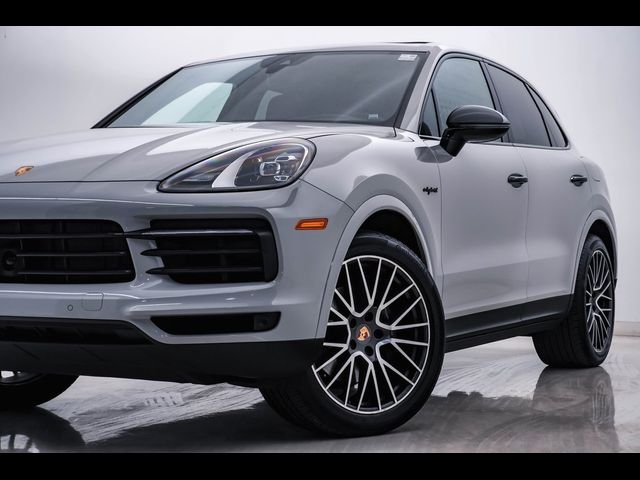 2022 Porsche Cayenne 