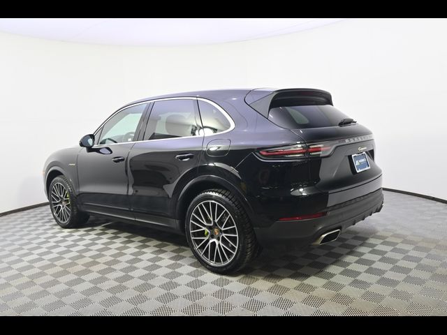 2022 Porsche Cayenne 