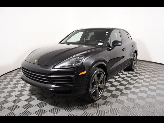 2022 Porsche Cayenne Platinum Edition E-Hybrid