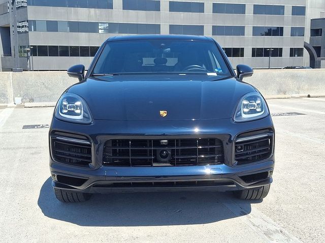 2022 Porsche Cayenne Platinum Edition E-Hybrid