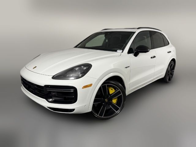 2022 Porsche Cayenne E-Hybrid Turbo S