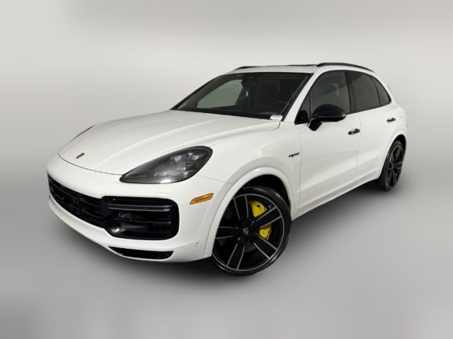 2022 Porsche Cayenne E-Hybrid Turbo S