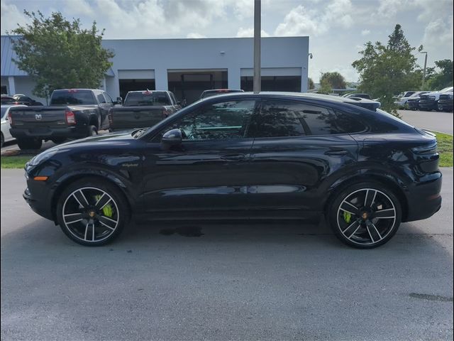 2022 Porsche Cayenne 