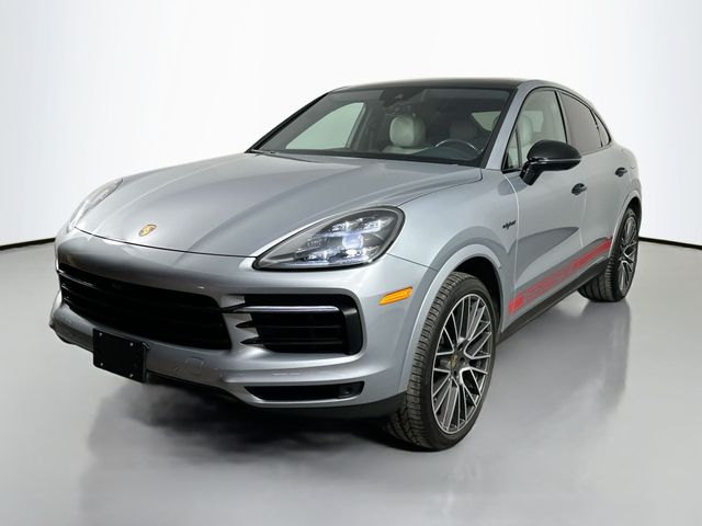 2022 Porsche Cayenne Platinum Edition Hybrid