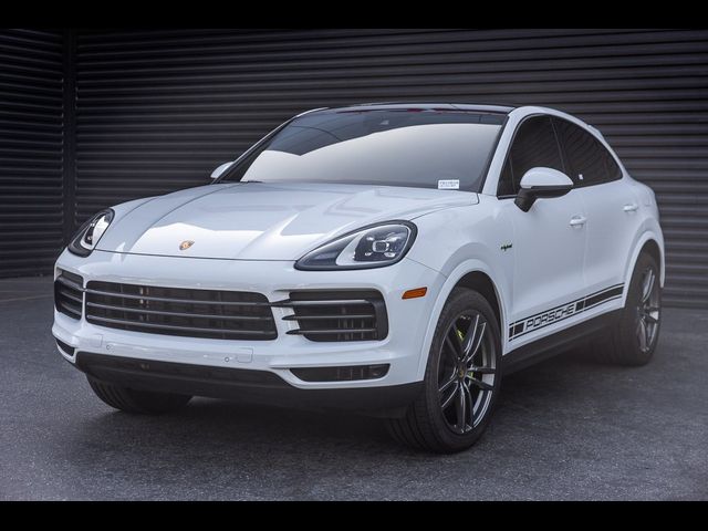 2022 Porsche Cayenne Platinum Edition Hybrid