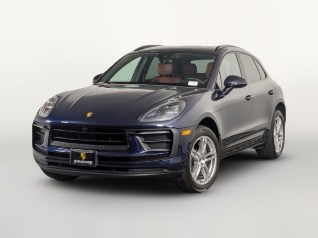 2022 Porsche Macan Base
