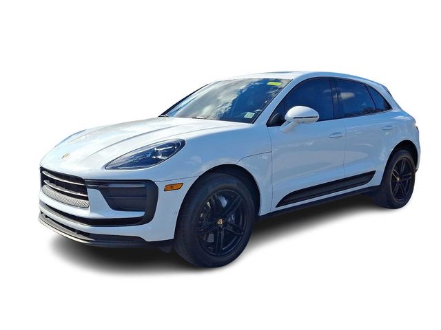 2022 Porsche Macan Base